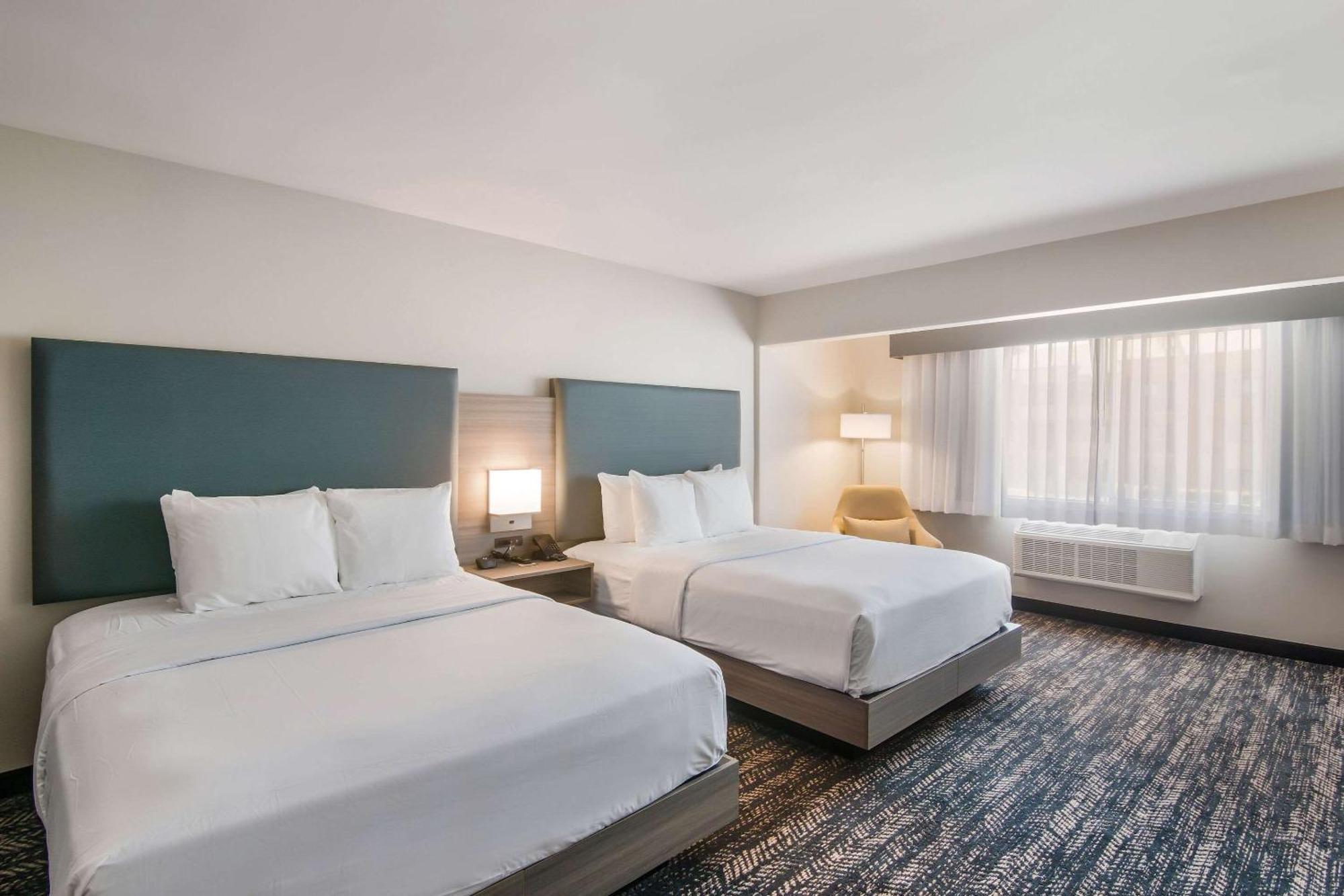 Hourglass Hotel, Ascend Hotel Collection بيكرسفيلد المظهر الخارجي الصورة